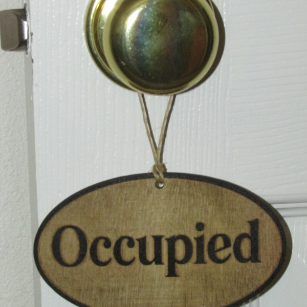 Vacant / Occupied Two Sided Reversible Hanging Rustic Style Wooden Bathroom Restroom Door Sign