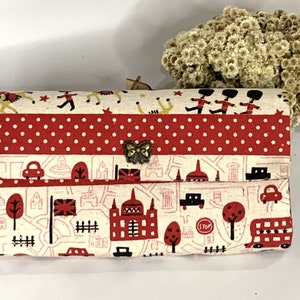 Cartera de acordeón con tema británico