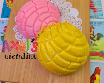 Pan Dulce Plastic Coin Purse Keychain - Monedero de Pan Dulce