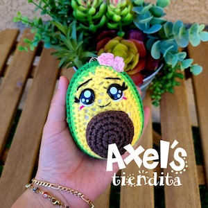 Avocado Keychain - Avocado Amigurumi Plushie Keychain - Aguacate Keychain