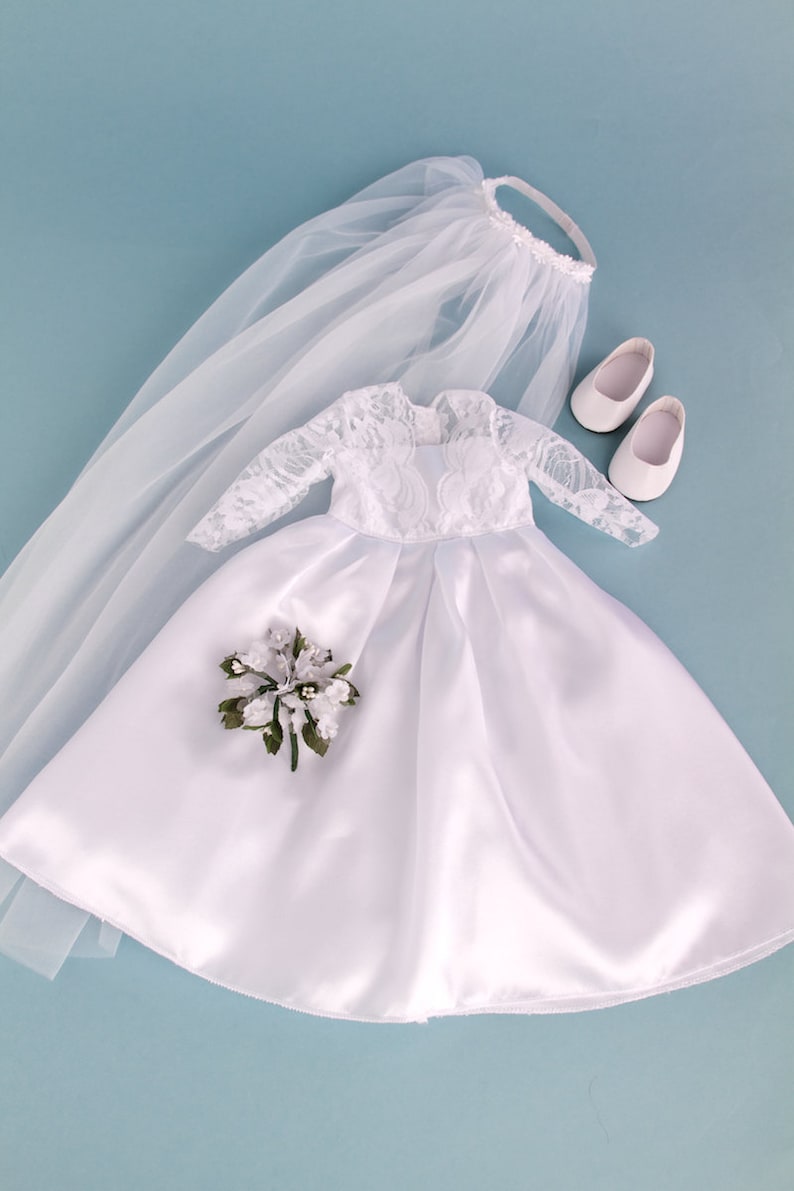 Princess Kate Doll Clothes for 18 Inch Dolls Royal Wedding Dress with White Shoes, Bouquet and Tulle Veil image 9