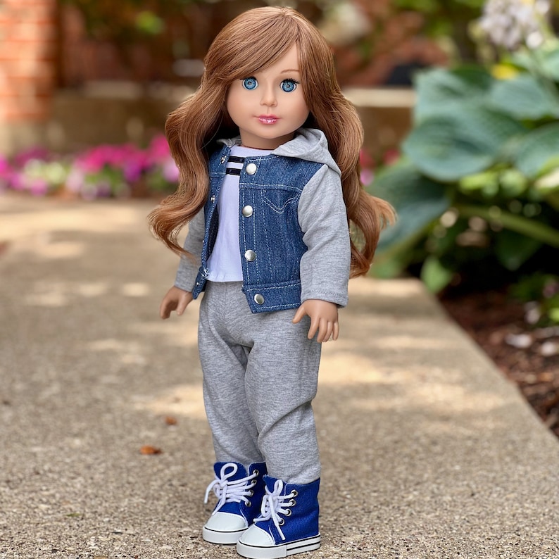 Tomboy -4 Piece 18 Inch Doll Outfit – Jeans Jacket, Sweatpants, T-Shirt and Boots bild 6