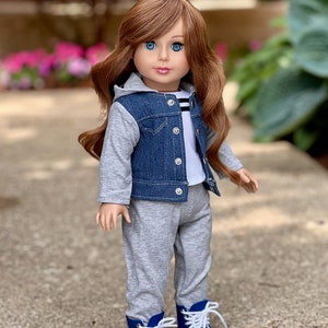 Tomboy -4 Piece 18 Inch Doll Outfit – Jeans Jacket, Sweatpants, T-Shirt and Boots bild 2