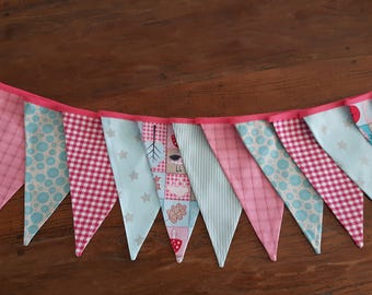 Cheerful flag garland, no. 013, 6 meters with 19 flags, pink - l. blue with a.o. owls, hearts, stripes and dots / flag garland