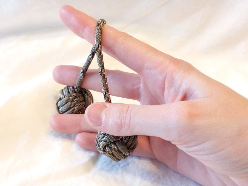 Monkey Fist Paracord Begleri Fidget Toy, Worry Beads, Adult Stim Toy - Etsy