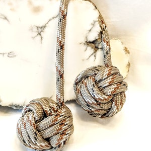 Monkey Fist Paracord Begleri Fidget Toy, worry beads, adult stim toy