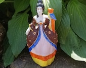 Vintage, Japanese, geisha, Lady With A Parrot, Wall Pocket, Made in Japan ( Marie Antoinette )