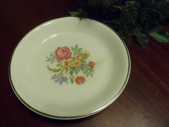 Harker Porcelain Petit Point Rose Mixing Bowl 5 Inches Diameter Kitchen Dining Home Living