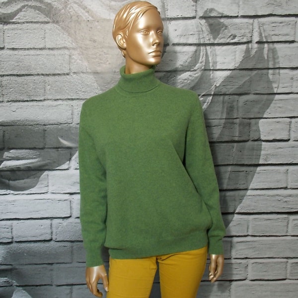 Green cashmere sweater, turtleneck sweater, soft jumper, baggy slouchy sweater, grunge preppy pullover, boyfriend sweater