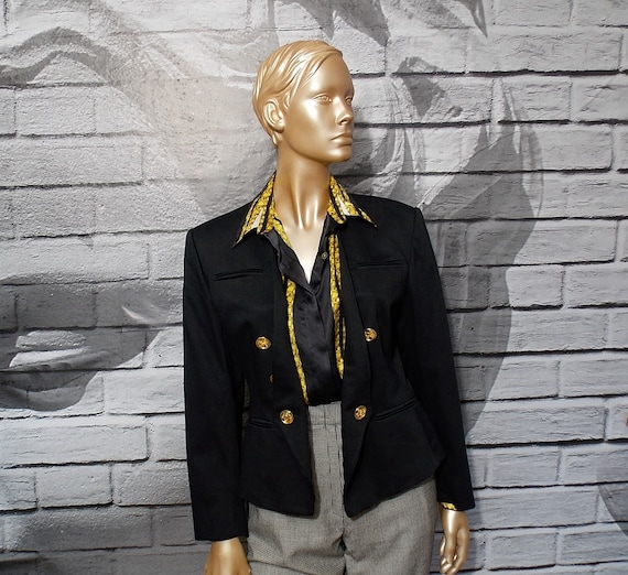 Guy Laroche black jacket, collarless one button sh