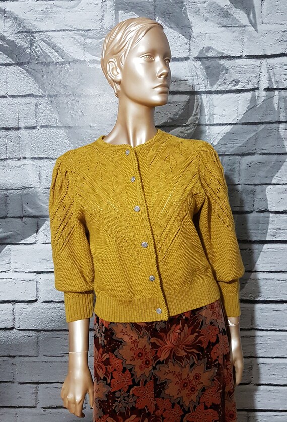 Dirndl crochet knit cardigan