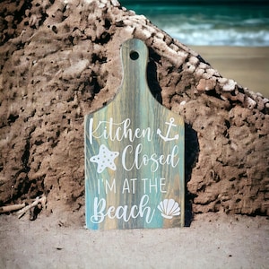 Coastal Beach Kitchen Decor Sign – Kitchen Closed, Stay Salty