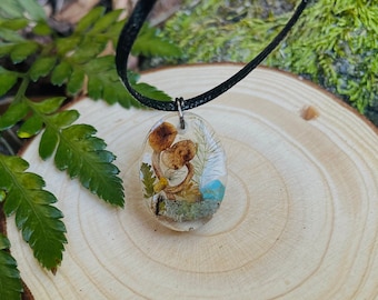 Real mushroom necklace heart shaped, Moss resin terrarium necklace valentines gift for him her Cottagecore Magic forest jewelry Nature lover