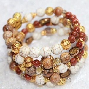 Aardse kralenarmband ~ wikkelarmband met kralen, casual meerstrengige boho-sieraden, cadeau onder de 30, verstelbare edelsteenarmband, Moederdagcadeau