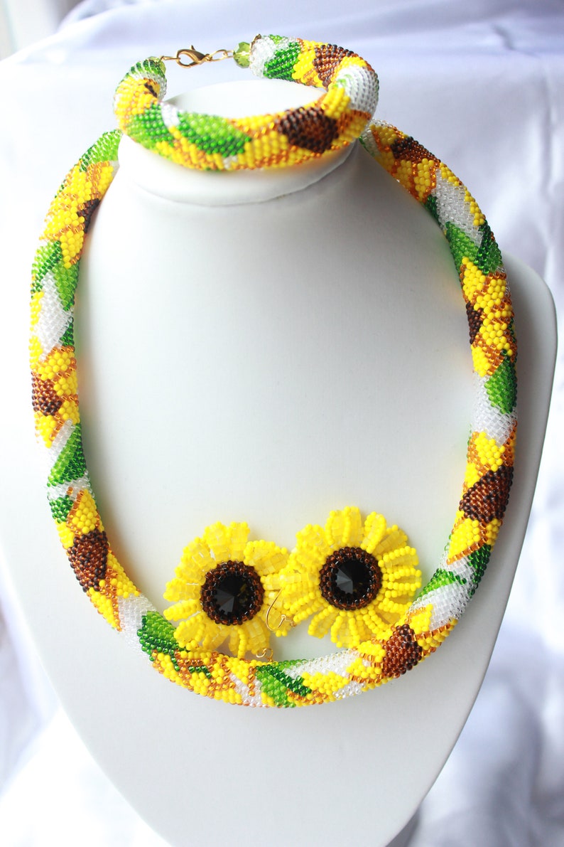 Sunflower Necklace for women, sunflower crochet bracelet handmade, beaded Necklaces for her, sunflower jewelry set, best friend gifts image 9