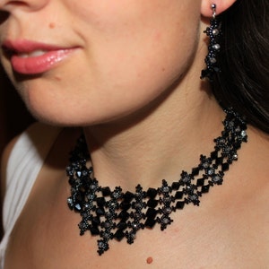 Luxury Silver Black Choker Goth Statement Necklace Multi Layer Choker Chunky Artsy Sophisticated Necklace V Necklace Prom Wedding necklace