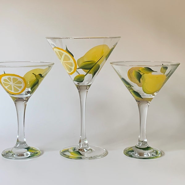 Hand painted single martini glass, lemons martini, limoncello martini, lemon drop martini painted lemon glass, lemon martini cocktail glass