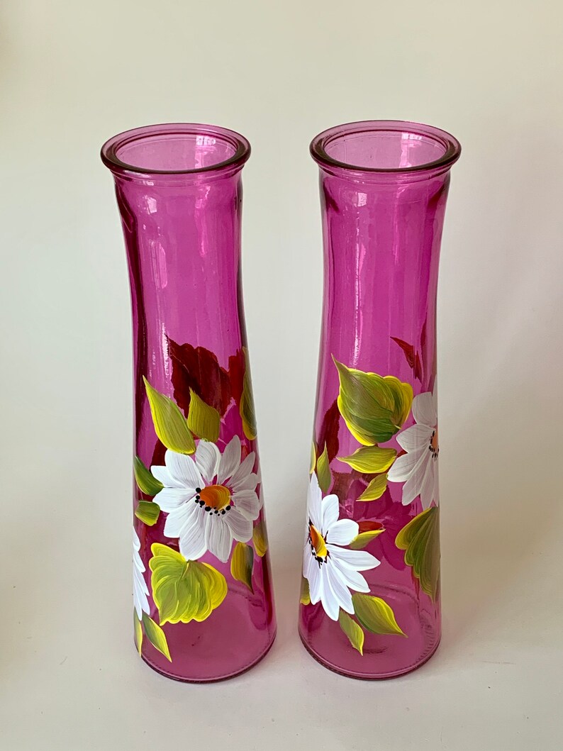 Hand Painted Glass Bud Vase Painted White Daisies Tapered Etsy