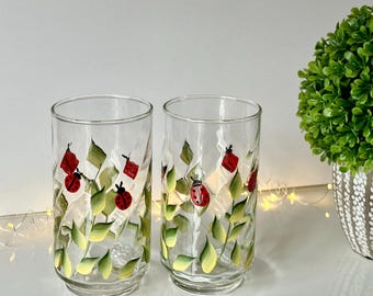 Painted juice glasses ladybugs, Valentines gift ladybugs, friend iced tea glass, cute ladybugs candle holder wedding favor decor