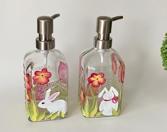 Painted soap dispenser, liquid soap dispenser, Easter bunny bottle, liquid dish soap dispenser, spring rabbit dispenser, Easter bottle decor