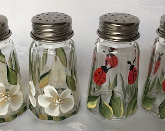 Hand painted glass salt and pepper shakers, white flower shakers, ladybug shakers, table decor, friend grab bag gift, cute summer shakers