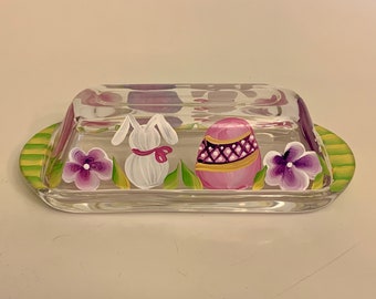Easter butter dish hand painted with bunnies, spring butter dish, bunnies glass butter dish, Easter table decor butter dish with lid