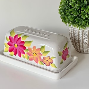 Hand painted ceramic butter dish daisies, covered butter dish, pink daisy kitchen decor, kitchen wedding gift, sister in law mom aunt gift