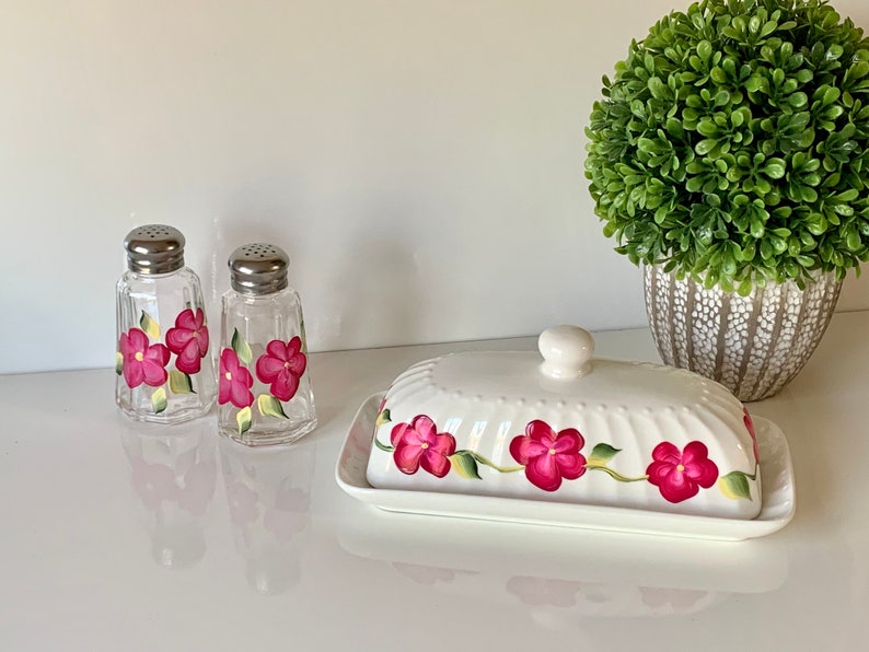 Hand painted salt and pepper shakers, magenta floral glass shaker set, painted shakers, handpainted glass table decor image 10