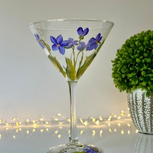 Painted martini glass violets butterflies martini gift, vodka martini glass, 21st birthday gift for her, martini lover gift cocktail glass