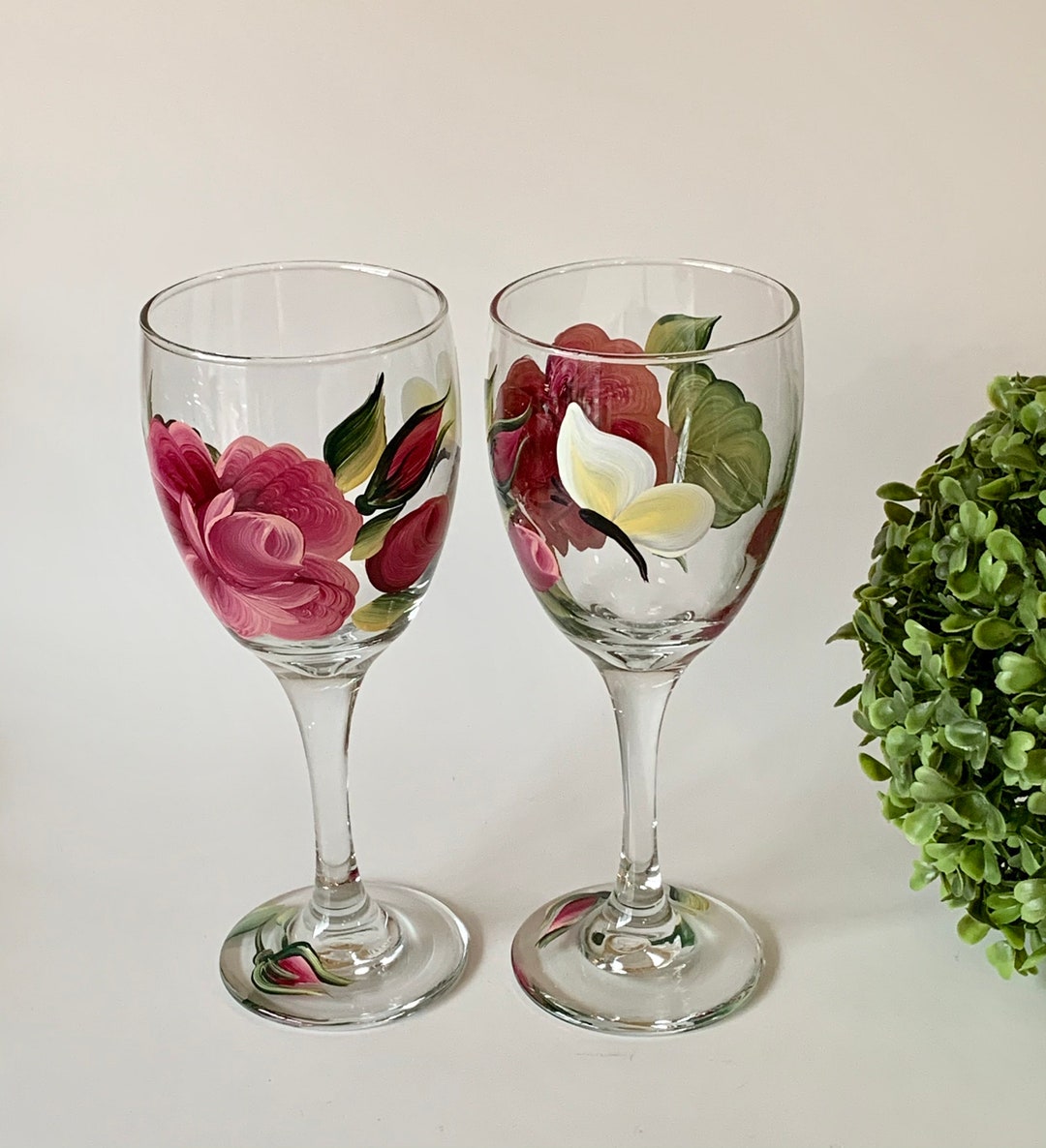 Painted Wine Glasses With Roses and Butterflies, Set of 2, Roses Wine Glasses, Wine Goblet