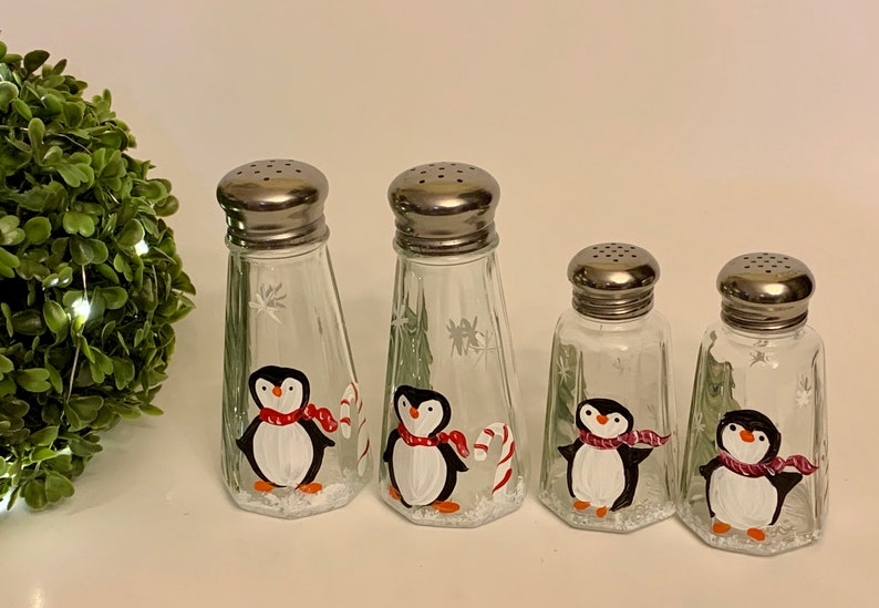 Jolanscrafts Penguin Salt and Pepper Shakers