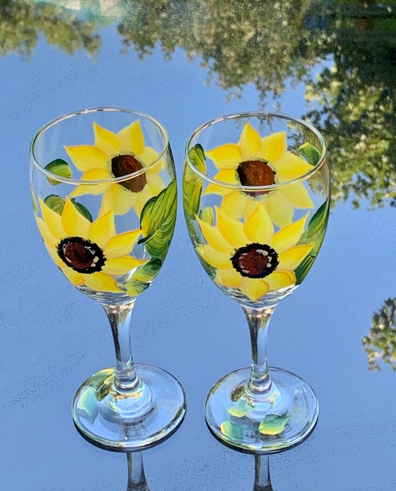 Painted Wine Glasses Personalized Glass Birthday Present Housewarming Gift Sunflower Gifts Sunflower Cute Gift For Mom Sunflower Wine