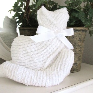 9&quot; tall white cat shelf sitter made from a vintage chenille bedspread. Cute for farmhouse decor, a nursery or girls bedroom. Handmade