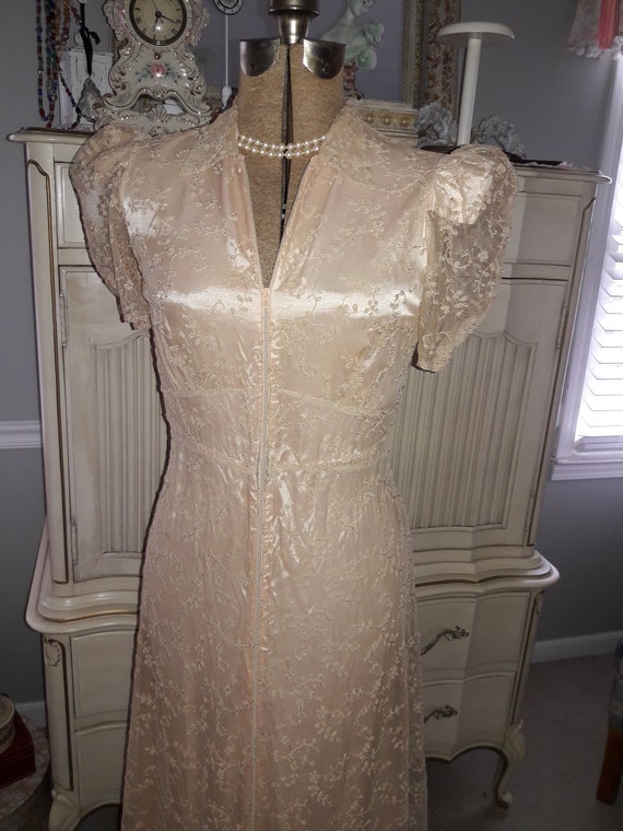 Authentic 1930s "Artex" Dressing Gown! - image 1