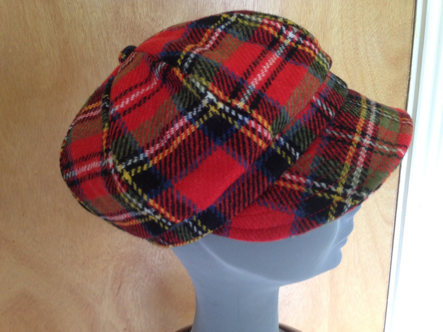 Ladies Newsboys Cap Hat - 100% Tweed Wool - Donegal Tweed Hats - Womens ...