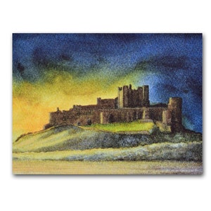 Carte de voeux faite main Lever du soleil au château de Bamburgh : aquarelle