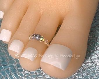 Pearly Gray and Crystal Toe Ring, Elastic Stretch Toe Ring, Beaded Toe Ring, Bride Toe Ring, Hippie Toe Ring