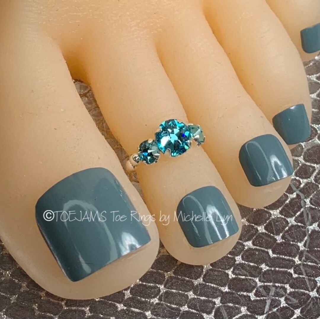 ANDREA Aqua Crystal Solitaire Toe Ring, Stretch Elastic Toe