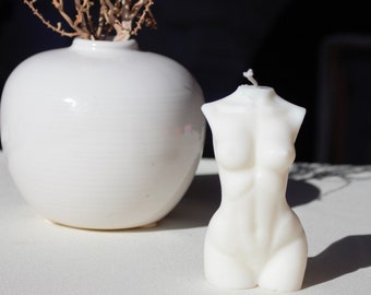 Candela Torso Femminile fatta a mano / Candela Torso di Venere / Candela di cera di soia versata a mano / Candela per la decorazione della casa / Candela tutta naturale fatta in casa
