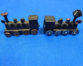 Two Vintage 1960s Die Cast Miniature Locomotives Made in Japan.  Both Good Condition