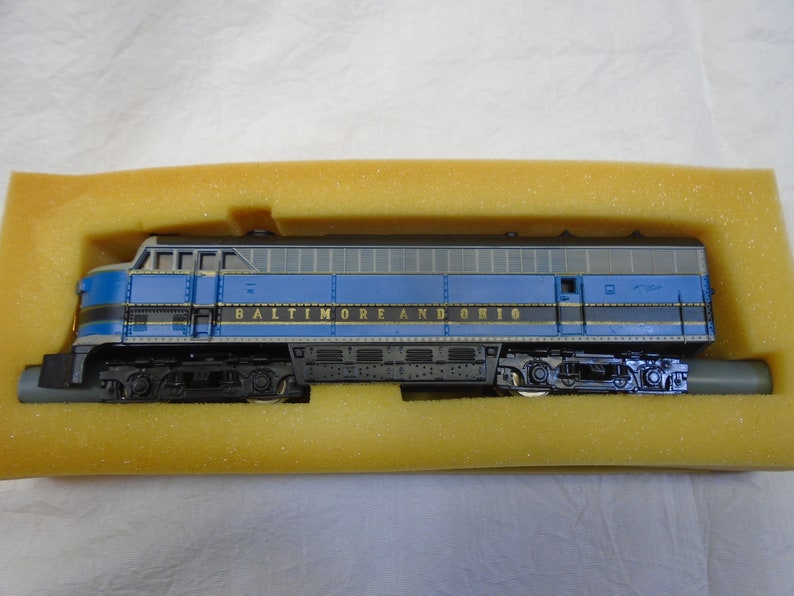 B Rail Road Vintage Ahm Thunder Chief Fairbanks Morse Locomotive Ho Scale Made In Yugoslavia O Condition C9 Factory New Toys Toys Games Christinegz Com