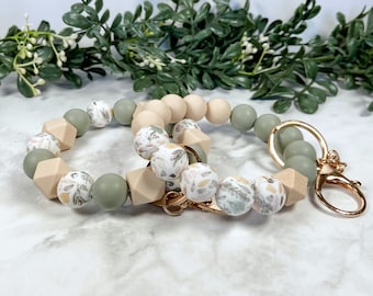 Silicone Beaded Wristlet, Boho Spring Botanical Boho Wildflowers, Stretch Elastic Keychain Bracelet, Swivel Lobster Claw Clasp, Gift for Her