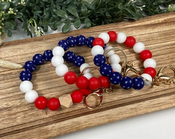 Silicone Bead Wristlet Keychain | 4th of July | USA Independence Day | America | Stretchy Elastic Beaded Keyring | Boho Bracelet Key Ring