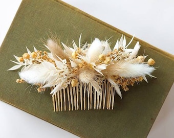 White Dried Flower Hair Comb Bride, Bridal, wedding hair, flowers, headpiece, bridesmaids, Boho, pampas grass, neutral ivory hair accessory