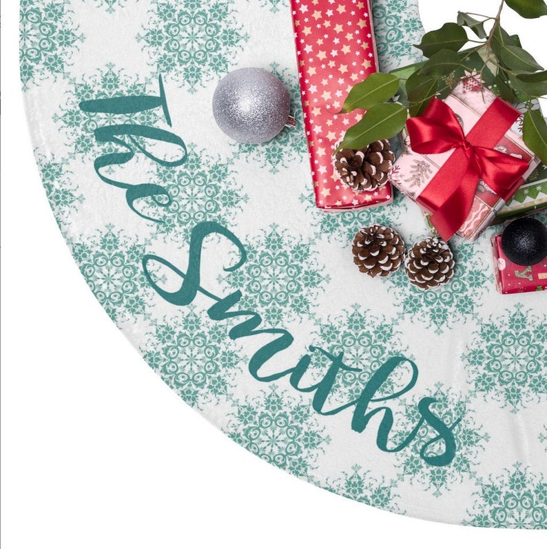 Decor Custom Christmas Tree Skirt Seasonal Family Name Fleece Kids Holidays Snowflakes Personalized Year First Christmas Gift 44