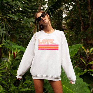 Love Groovy Retro Valentine&#39;s Day Sweatshirt for Women, Galentine&#39;s Day Party Crewneck, Love. Valentine&#39;s Day Sweatshirts for Teachers