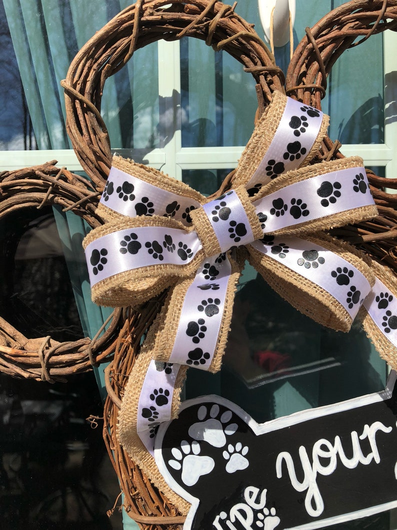 Free Free Paw Print Wreath Svg 2 SVG PNG EPS DXF File