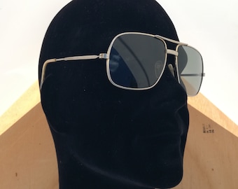 Metal and Gold AVIATOR Glasses with Black Color Lenses, Size 60 17, 1970 Pilot Sunglasses, Rectangular Glasses