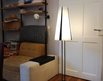 Lampadaire IKÉA VISTOFTA 1980 Made In Lituanie, Luminaire Noir Et Blanc Design Memphis