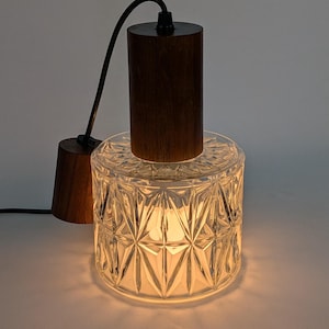 Lanterne Scandinave 1960, Luminaire Baladeuse En Teck Et En Verre Moulé, Suspension Cylindre